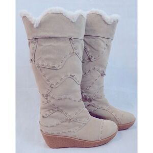 NEW DONALD J. PLINER Wedge Suede Boots 9